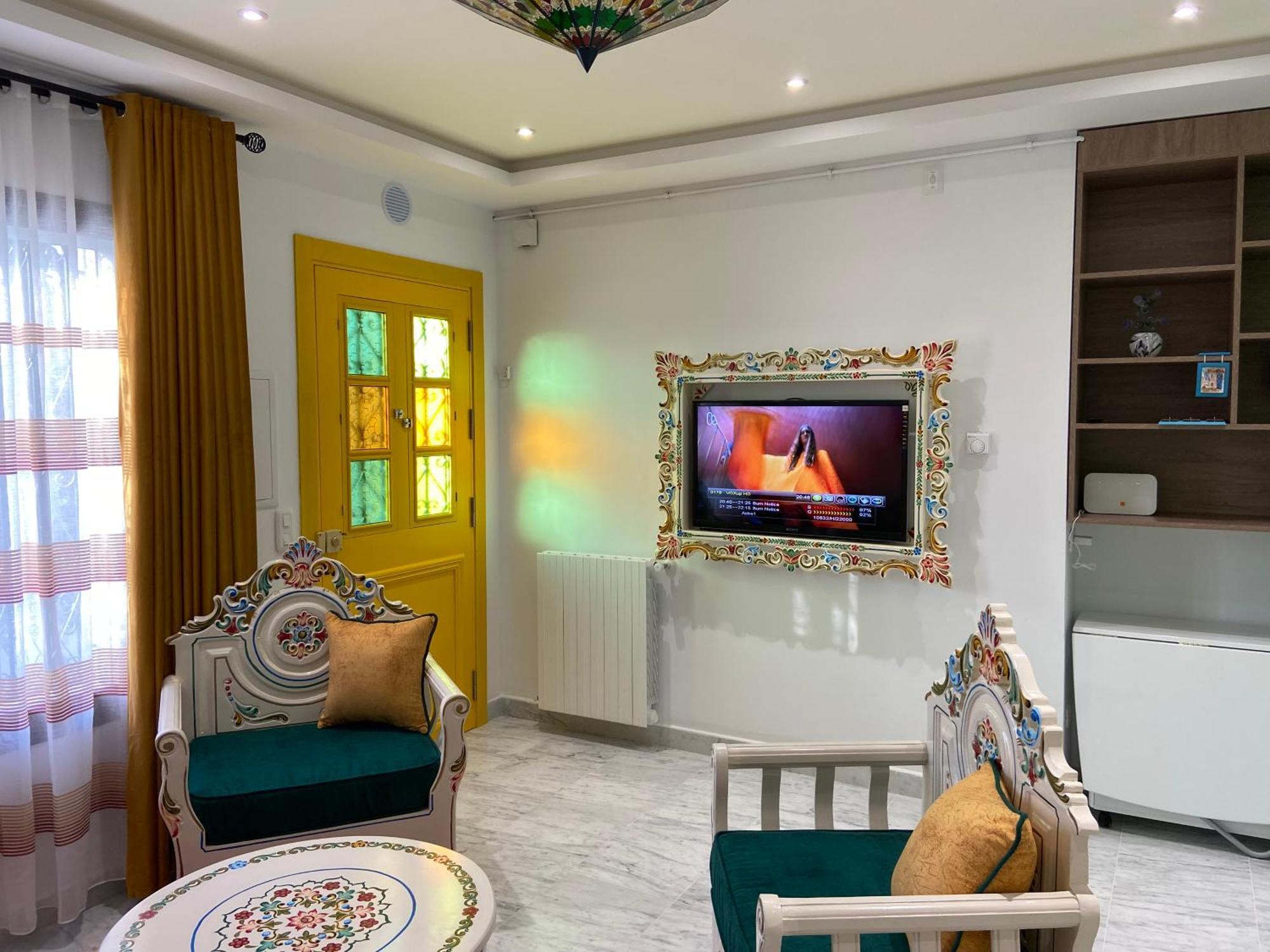 Marsa-Sidi Bousaid Cosy Authentic Apartment La Marsa Esterno foto