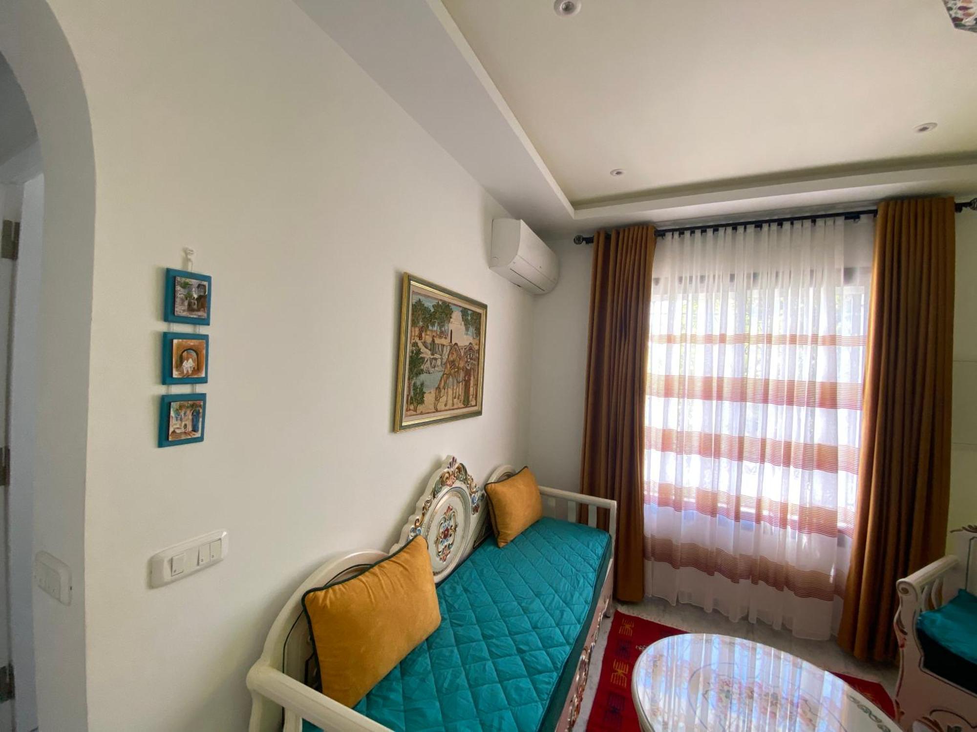 Marsa-Sidi Bousaid Cosy Authentic Apartment La Marsa Esterno foto